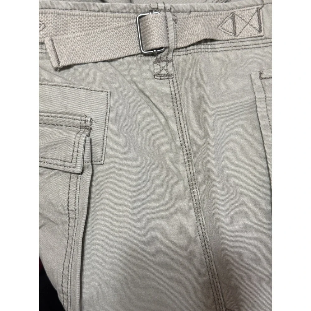 Tommy Bahama Cargo Shorts Mens 42 Khaki Utility Pockets 100% Cotton Relaxed Fit